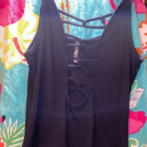 Black Mini Crop Tee !!